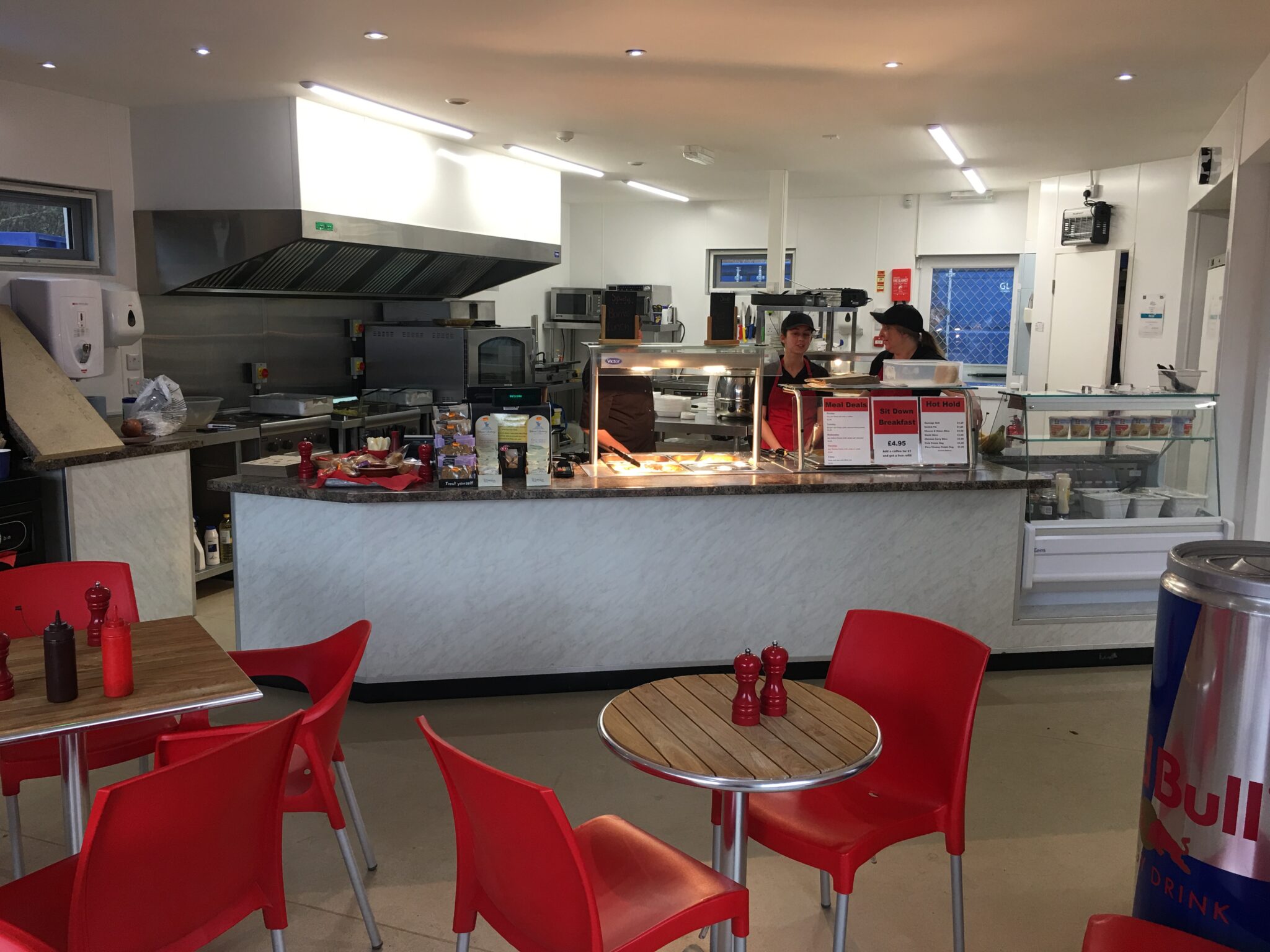 Services Riverside Filling Station & Café